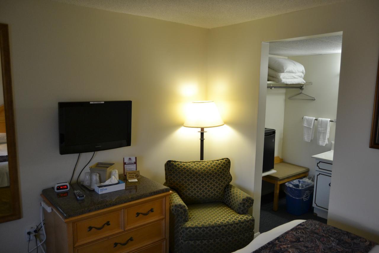 The Ship Motel Alexandria Bay Extérieur photo