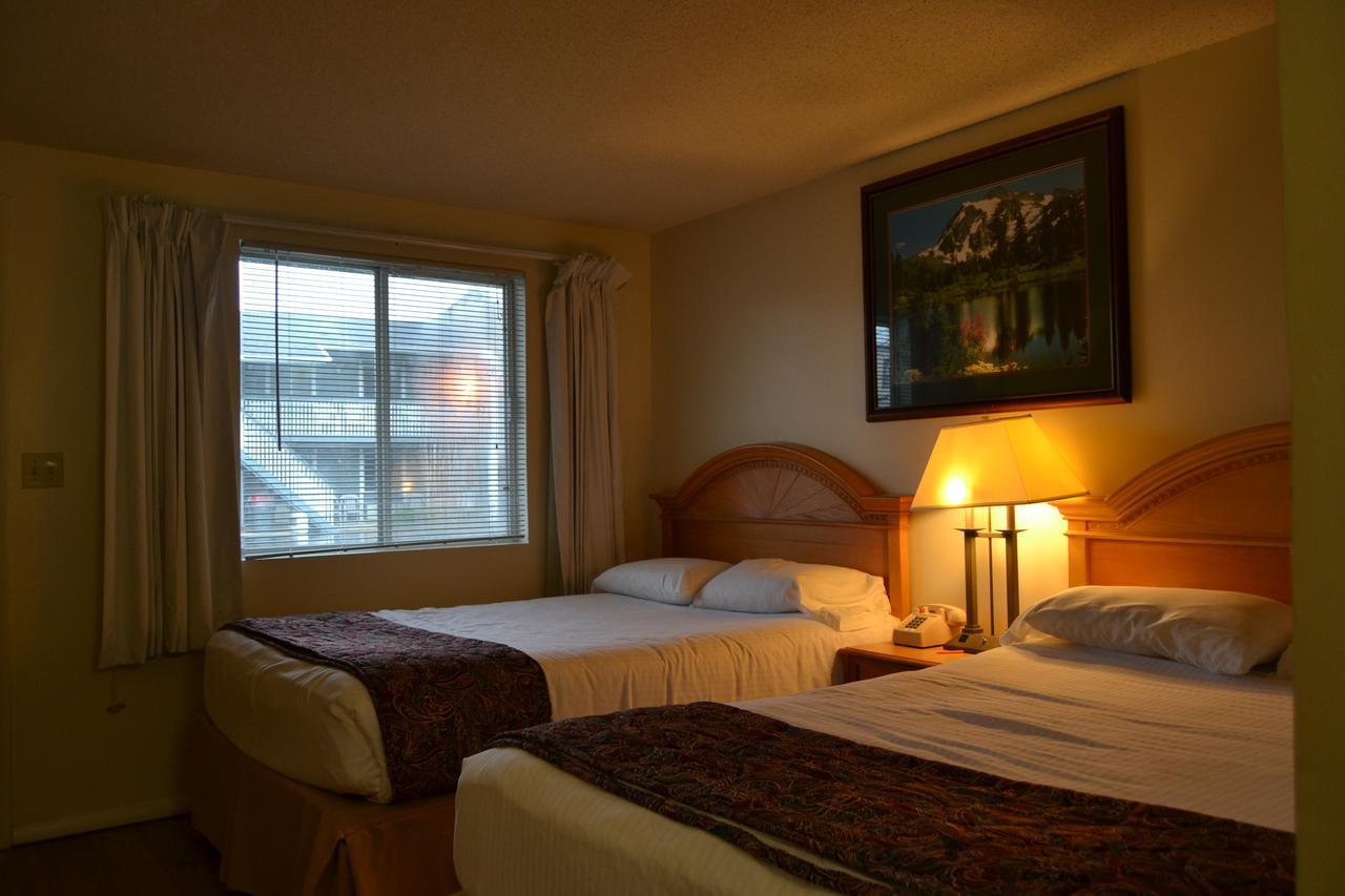 The Ship Motel Alexandria Bay Extérieur photo