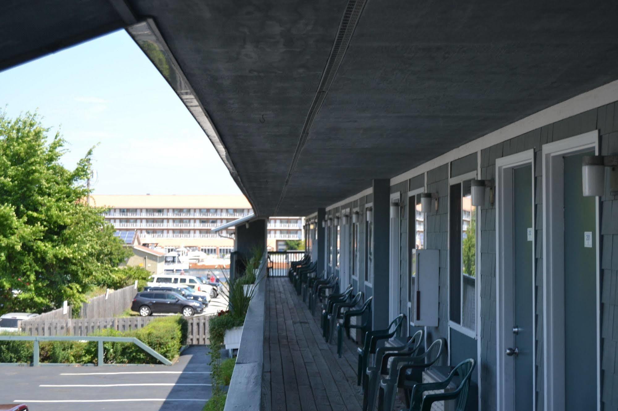 The Ship Motel Alexandria Bay Extérieur photo