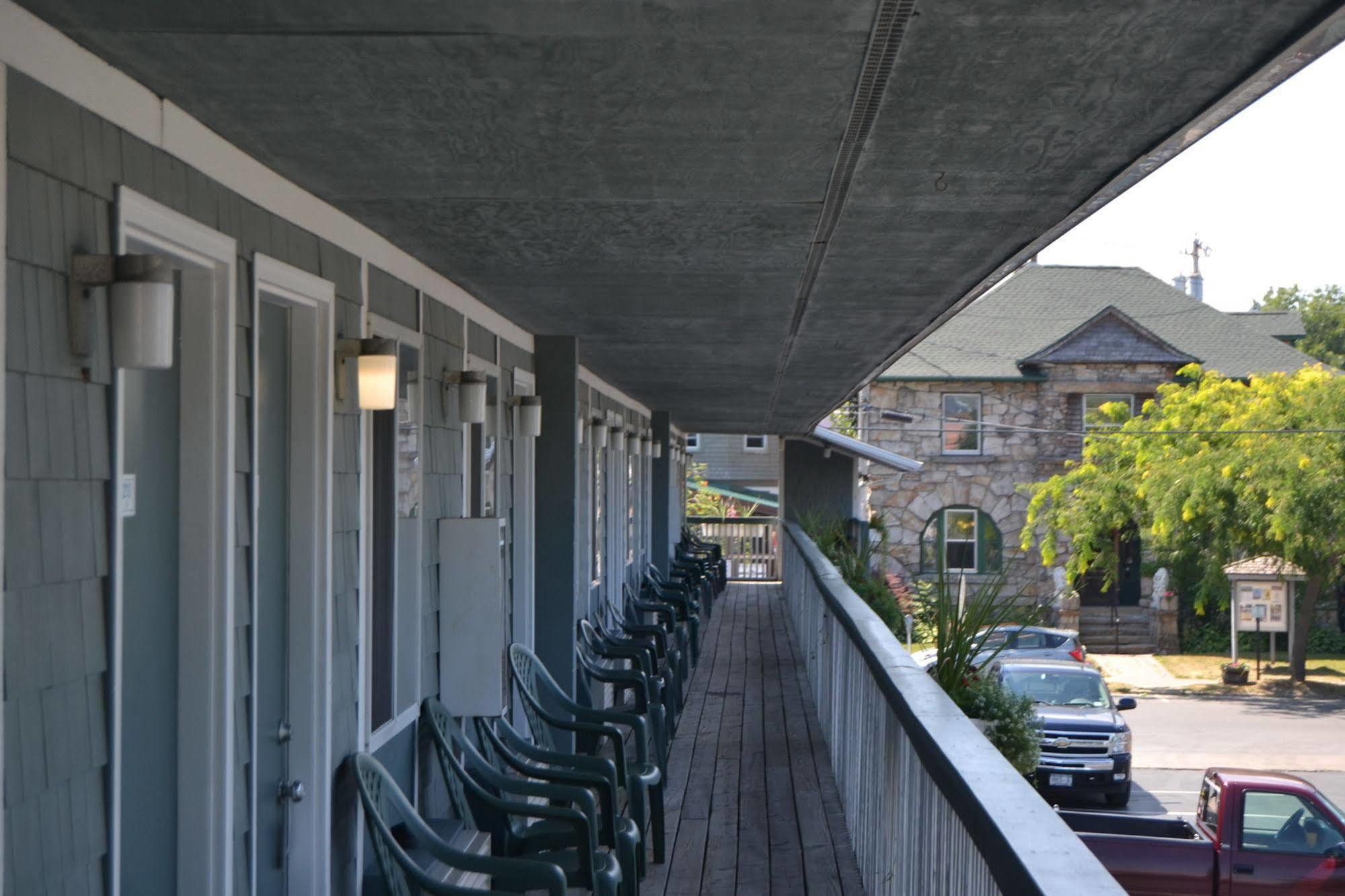 The Ship Motel Alexandria Bay Extérieur photo